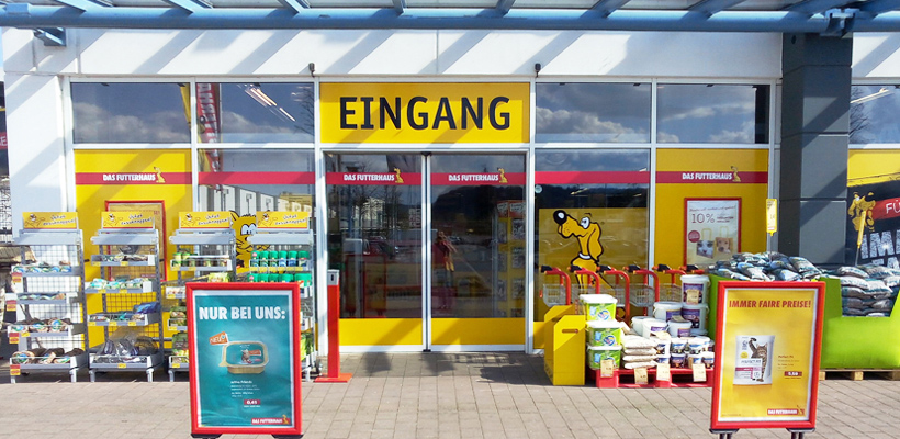 DAS FUTTERHAUS Andernach Eingang