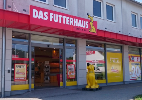 DAS FUTTERHAUS Baden bei Wien Eingang