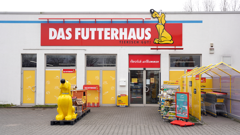 DAS FUTTERHAUS Berlin-Weißensee Eingang