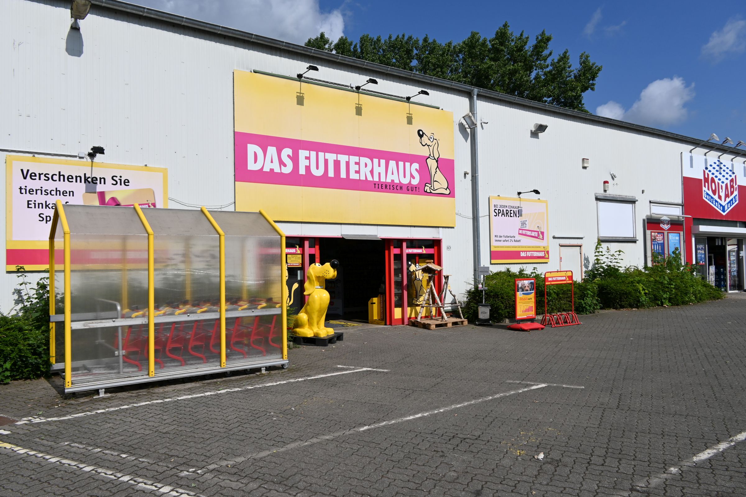 Eingang zum DAS FUTTERHAUS Bremen-Burg