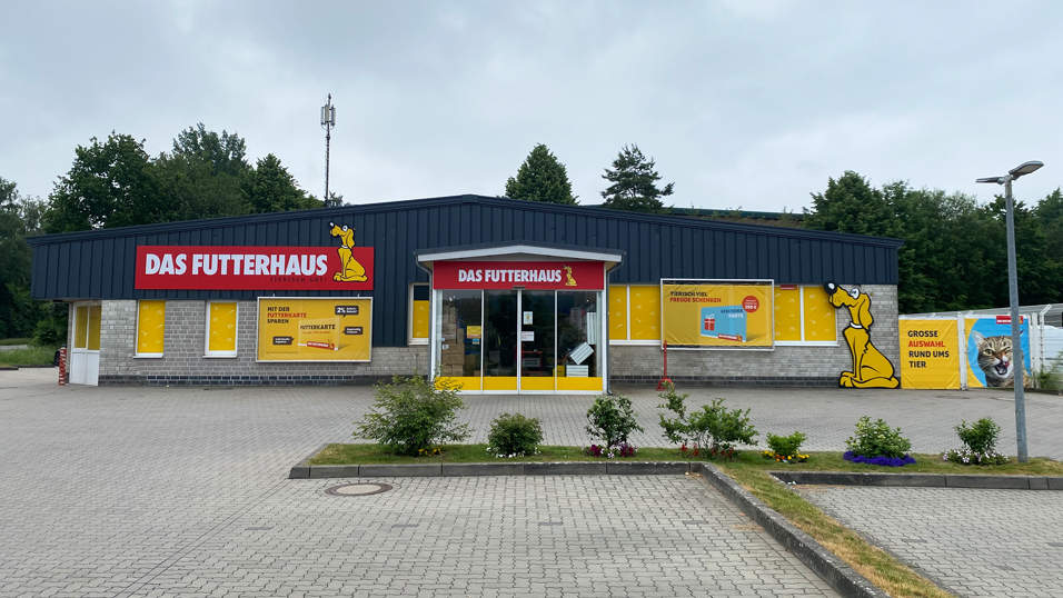DAS FUTTERHAUS-Buchholz-Eingang