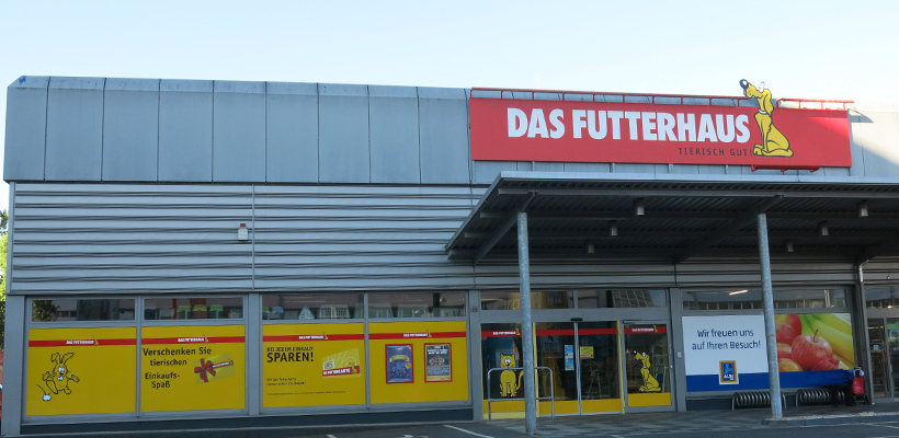 DAS-FUTTERHAUS-Fuerth-Eingang
